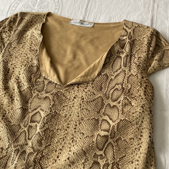 Cute, fun shift dress. Snakeskin pattern in neutral beige and browns. Size Small - Picture 11 of 13